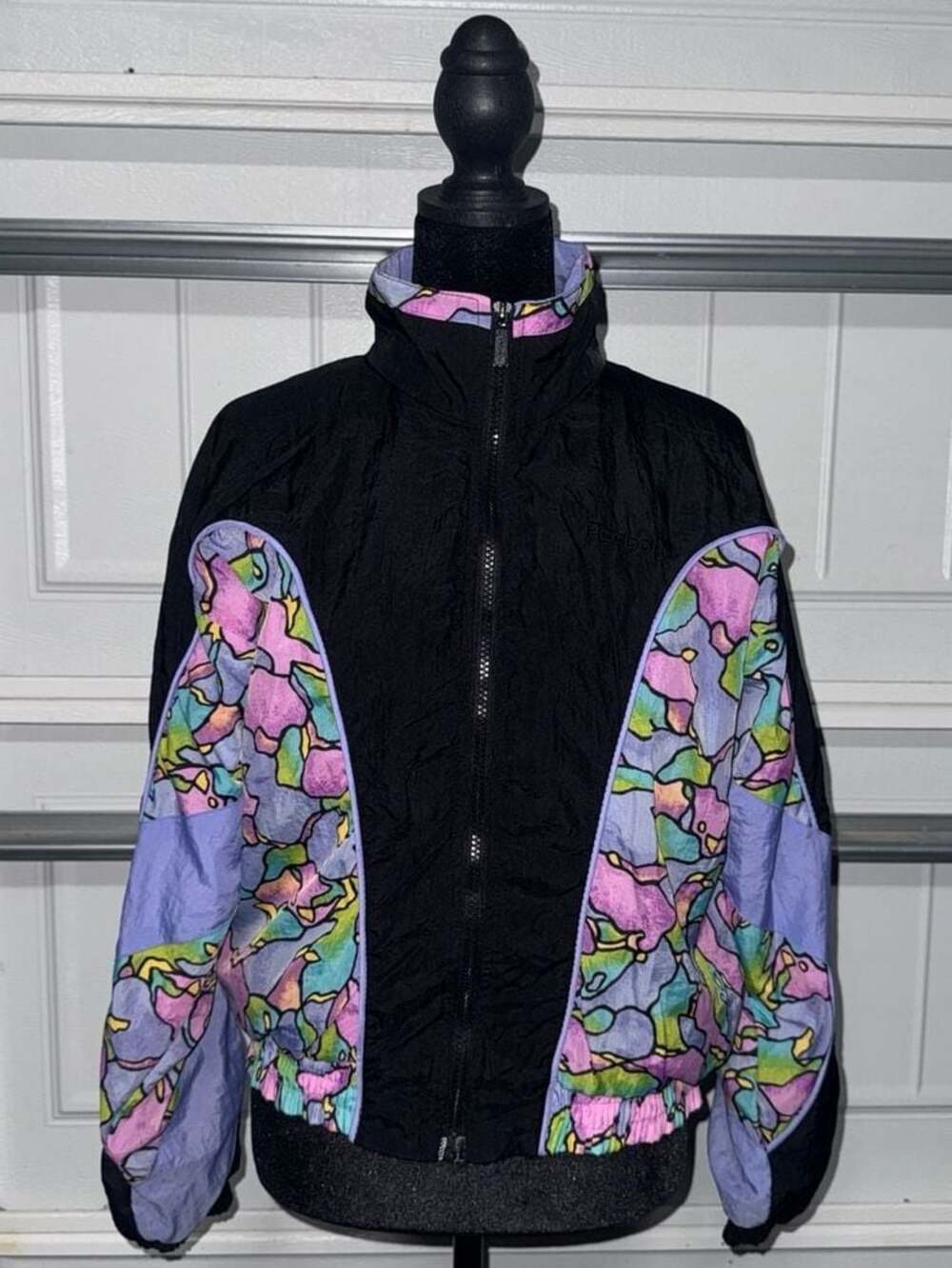 Vintage Reebok 90s Abstract Pattern Full Zip Windbreaker Jacket (S)